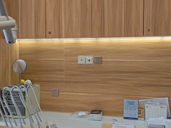 -上海仁爱医院口腔科 · 种植
