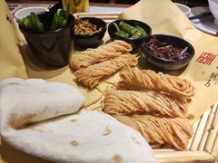 -丁里羊肉小镇(天鹅湖总店)