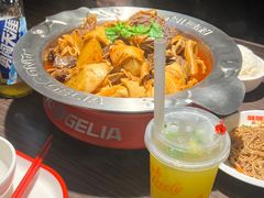 -胖哥俩肉蟹煲(盐城金鹰国际店)