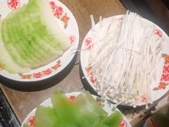 -牛市坎火锅(建设路店)