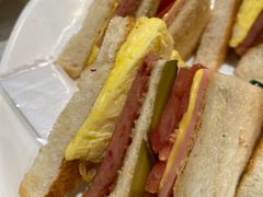 -香港新发烧腊茶餐厅(水围店)