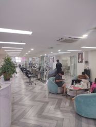 -米娜护肤造型