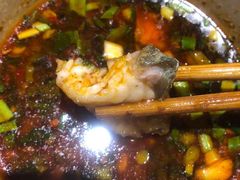 -肖肖酸萝卜鱼火锅(总店)