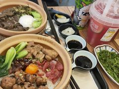 -煲仔皇腊味煲仔饭(经四万达店)