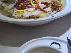 -江渔儿酸菜鱼·拔草餐厅(虎门君乐汇店)