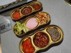 朝族小菜-金会长自助海鲜·烤肉(人民广场店)