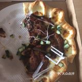 周末在家的下午茶：北京潮鸭披萨一份
