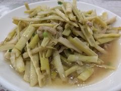 -天乐农家鱼头王(天目湖店)