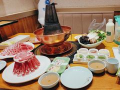 -额尔敦传统涮.冰煮羊火锅(乌兰察布体育场店)