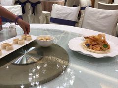 -鞍山大白鲨美食酒店