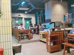 -憨铁匠火锅(红山6979店)
