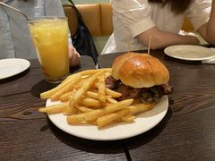 -瑞食酒馆 La Taverne Suisse