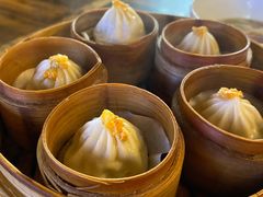 蟹粉小笼汤包-南小馆(迪士尼小镇店)