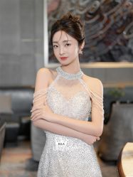 点击看大图 -艾拉·女王婚纱礼服馆