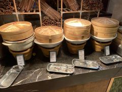 -广州万富希尔顿酒店·感趣自助餐厅·金秋蟹宴生蚝海鲜刺身烧烤