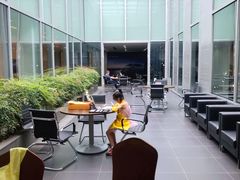 -杭州中升之星奔驰4S店(滨江店)