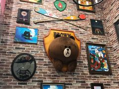 -LINE FRIENDS Garosu-gil Flagship Store
