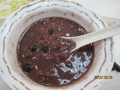 珍珠红豆沙-咬不得高祖生煎·简餐(高银街店)