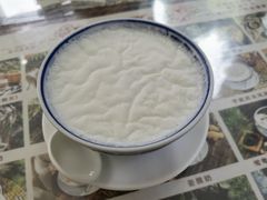 -周大娘牛乳(旧寨古村总店)