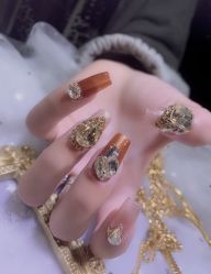 -爱空间美睫健康美甲