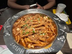 -胖哥俩肉蟹煲(石家庄长安万达店)
