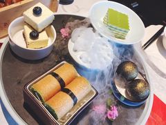 -馋遇江南·精致湖景雅宴(东方之门店)