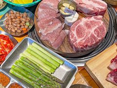 -唯成•韩国炭火烤肉 유성고기