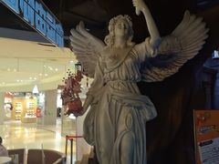 -暴风岛沉浸式体验馆(百联世纪店)