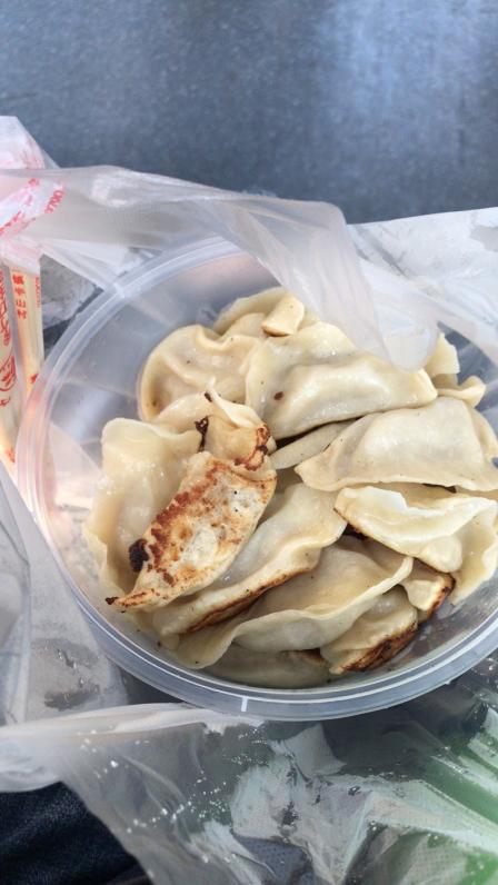 打包的煎饺味道一样赞大人小孩都爱吃