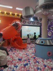 -孩子王童乐园(马群店)