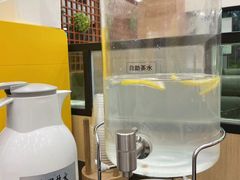 -佰搭果·广式茶餐厅(西华路店)