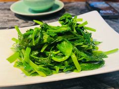 -青红之间·新派融合川菜(慈云寺店)