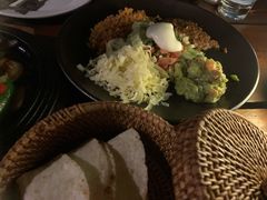 -Pistolera Mexican Cantina女枪手墨西哥餐厅(碧云路店)