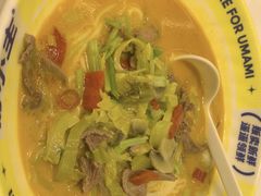 -粉小主·贵州酸汤牛肉粉(南京仙林金鹰店)