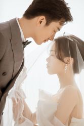 -雪中彩影婚纱摄影·微光艺术中心