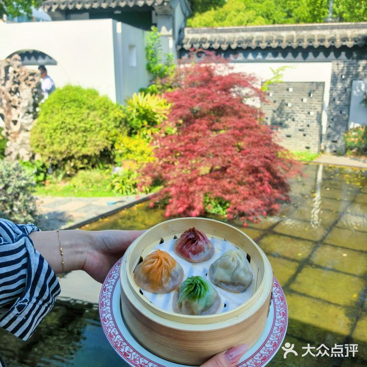  挖到宝️ 解放东路藏了座能吃的『江南园林』