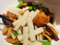 山药炒鸡枞菌-旺顺阁鱼头泡饼(小红门店)