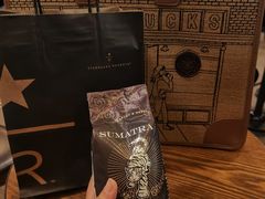 -星巴克臻选(青岛麦凯乐分店)