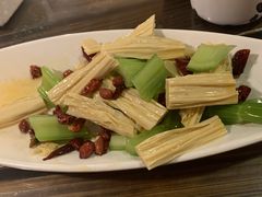 -昱家胡同·烧烤海鲜铜锅涮肉(和平里店)