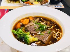 -康师傅私房牛肉面(马泉营奥莱店)
