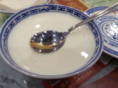 -赵记传承特色牛奶甜品(泉城广场店)