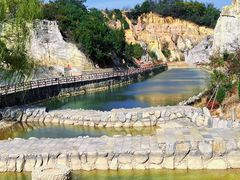 -彩色沙林风景区