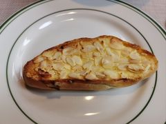 餐前烤面包-93Club·法餐厅