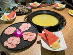 -一朵菌·野生菌探索家火锅(南亚店)