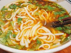 -矮子粉店1985·长沙米粉(湘春路店)