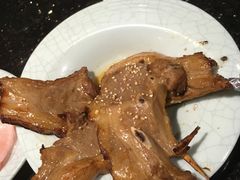 秘制法式羊排-猪啊牛呀羊啊铜盘烤肉(正大广场店)