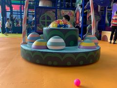 -蓝精灵乐园·世茂精灵之城主题乐园