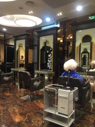 -八佰伴8008星级形象店