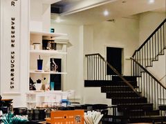 大堂-星巴克臻选(广州沙面店)