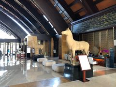 -三亚湾海居铂尔曼度假酒店